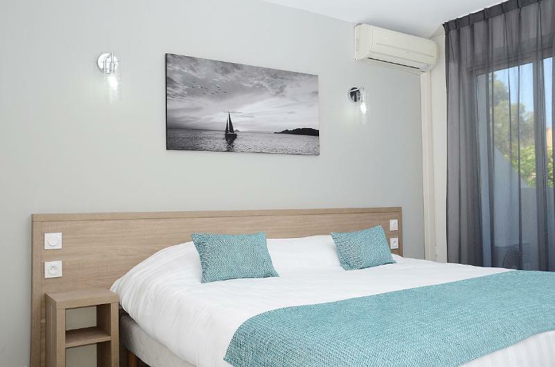 Hotel La Voile Bormes-les-Mimosas Dış mekan fotoğraf